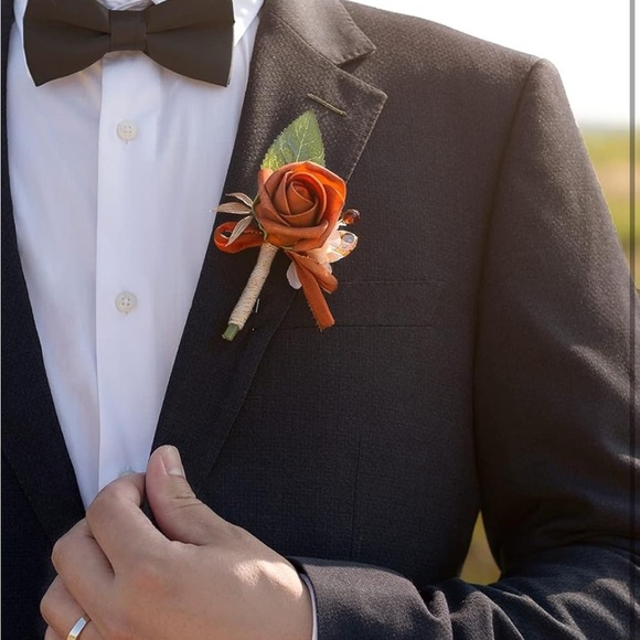 Rustic Boutonniere Set with Brown Roses (060) - Picture 2 of 5
